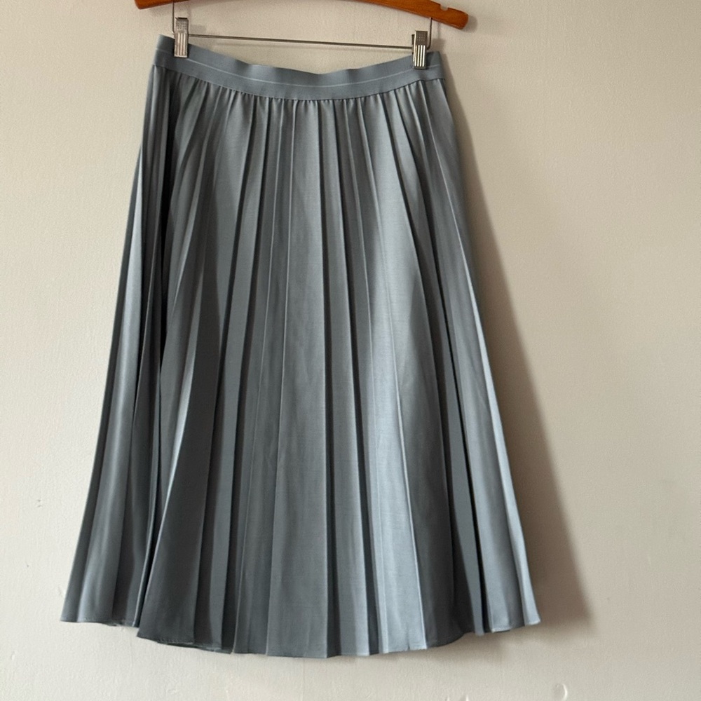 MELI Elegant Gray Pleated Skirt